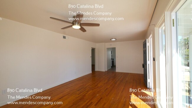 Foto del edificio - 890 Catalina Blvd