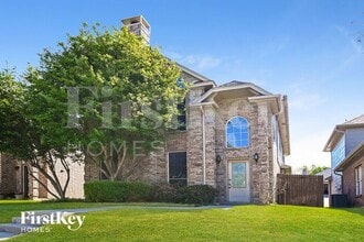 Building Photo - 2210 Meadowstone Dr