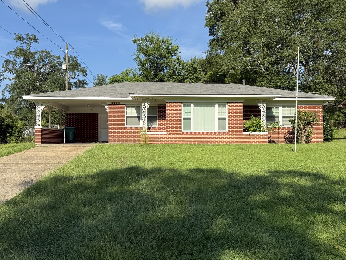 Primary Photo - 1426 52nd Ave