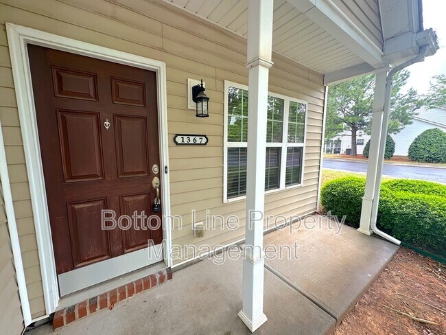 Photo - 1367 Killashee Ct Townhome