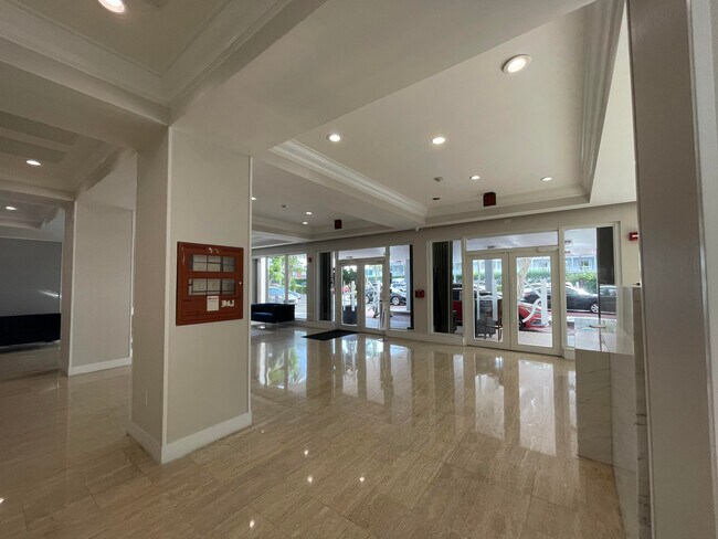 Foto del edificio - 1865 79th Street Cswy