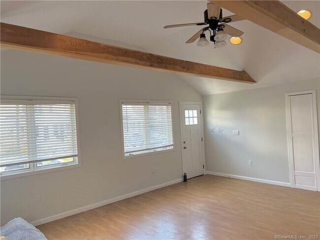 Building Photo - 23 Milesfield Ave