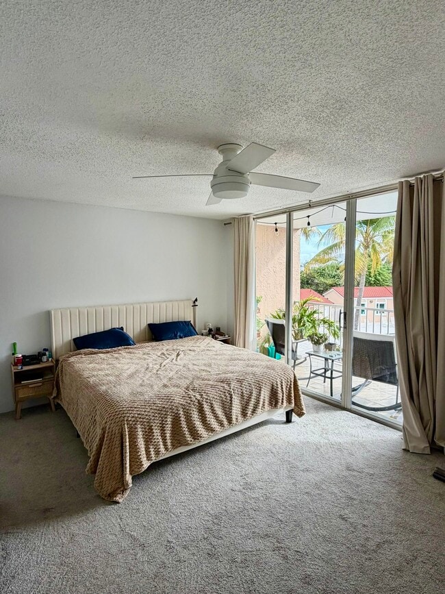 Foto del edificio - 3930 S Roosevelt Blvd