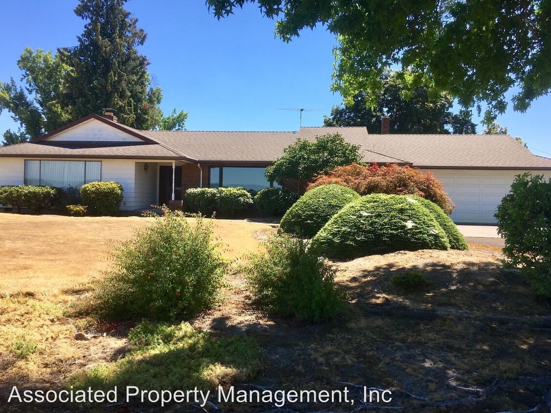 Primary Photo - 3 br, 2 bath House - 25550 NW Meek Rd