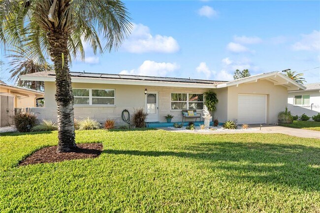Building Photo - 632 Shore Dr