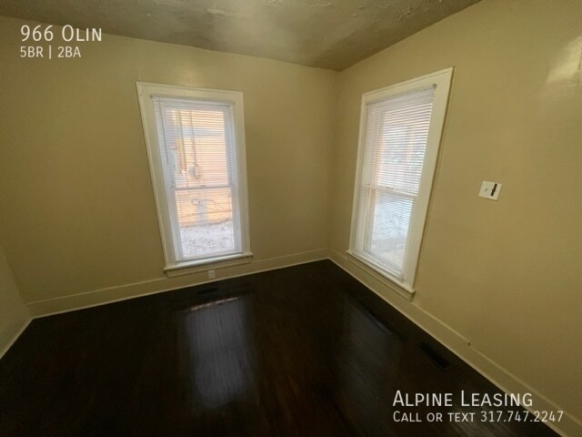Building Photo - Need Space? Fresh WestSide Rehab!