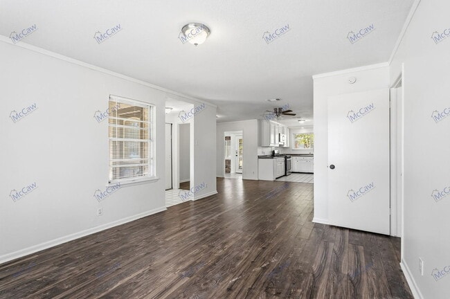 Photo - 3401 Princeton Dr House