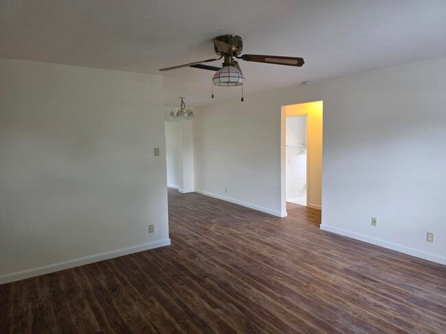 Foto del edificio - 7195 NW 9th Ct