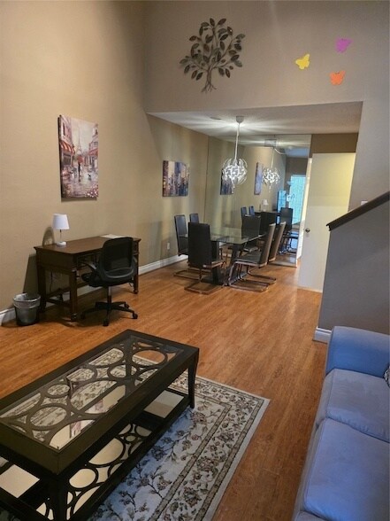 Photo - 1962 Augusta Dr Apartment