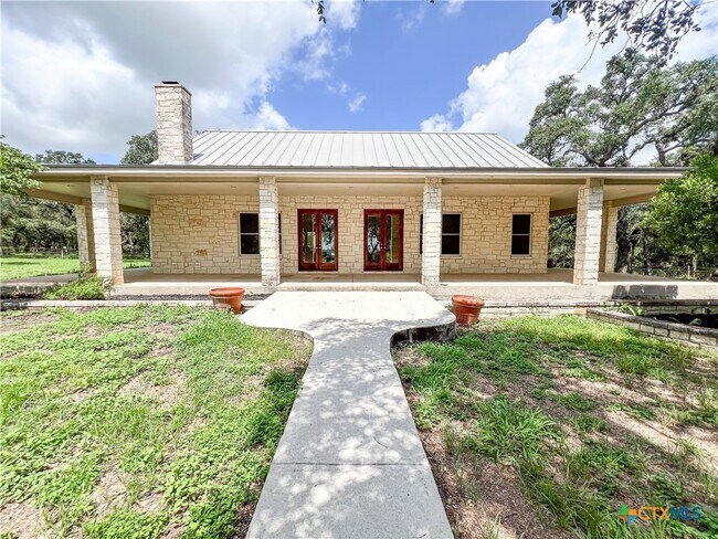 Foto del edificio - 2224 Creek Rd