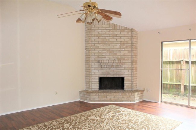 Building Photo - 5123 Beaver Hollow Dr