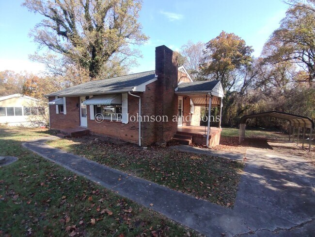 Building Photo - 3933 Waddill Street