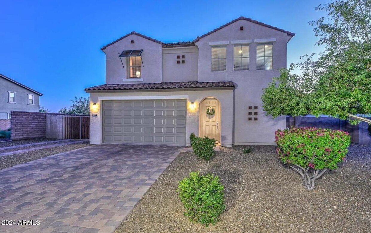 Foto principal - 10177 W Los Gatos Dr