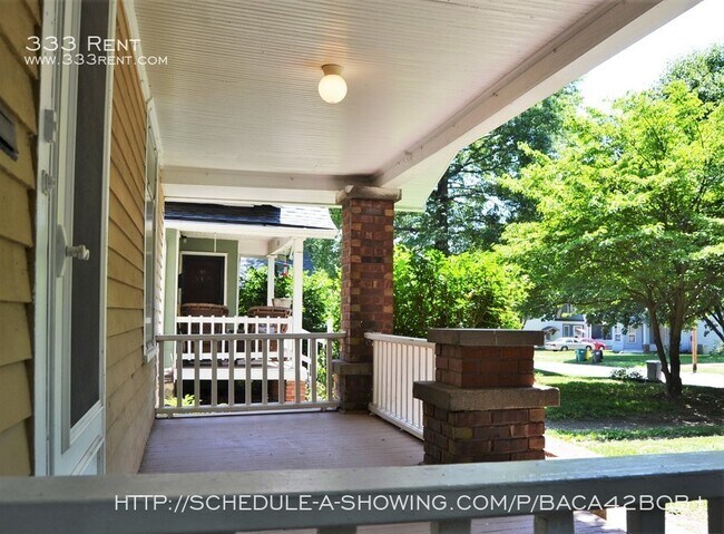 Foto del edificio - 635 S Fuller Ave