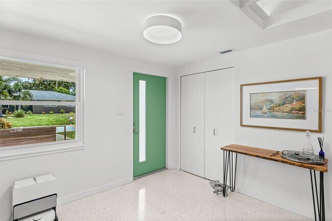 Foto del edificio - 2560 Sunnyside St