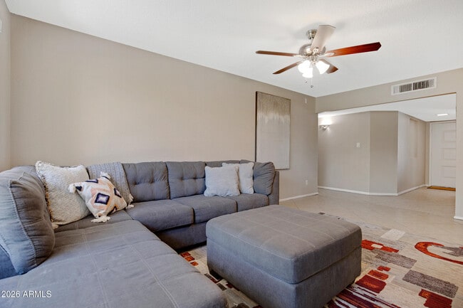 Building Photo - 1812 N McAllister Ave