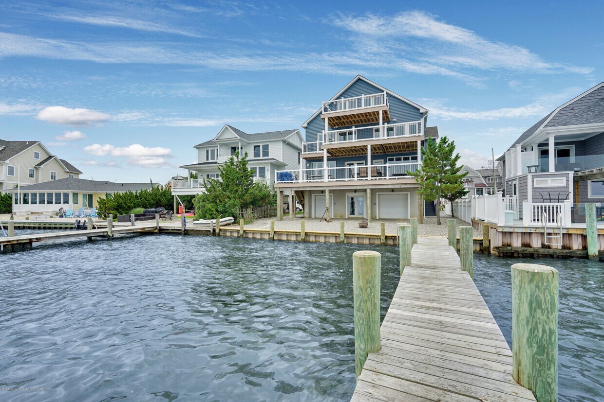 Foto principal - 539 Normandy Dr