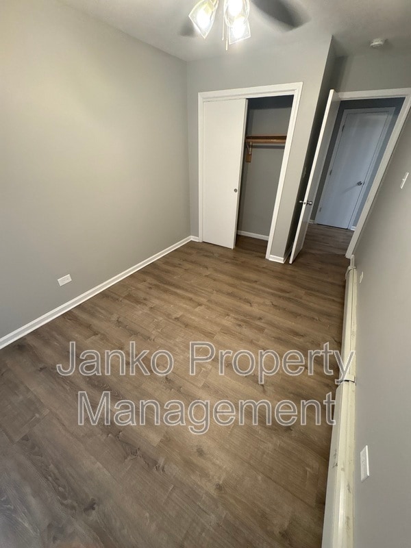 Foto del edificio - 3341 Commercial Ave