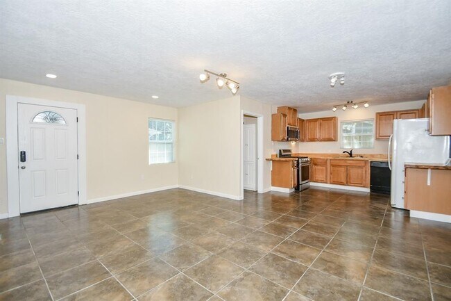 Building Photo - 4113 Edison St