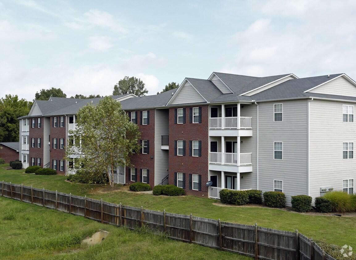 Cross Creek Apartments Millington