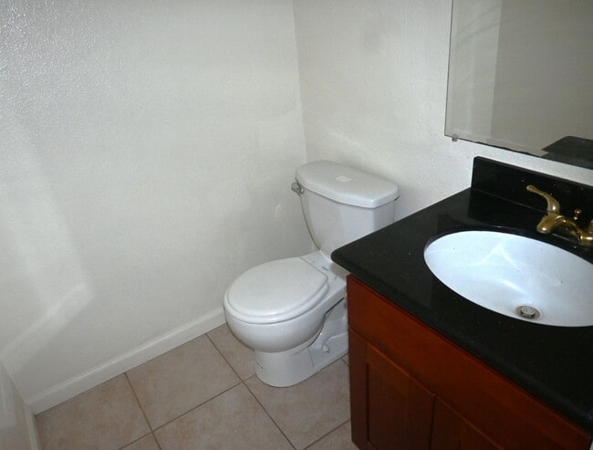 Foto del edificio - 8272 Center Pkwy