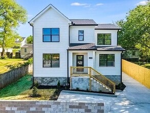 Building Photo - 1212 Frankie Aly