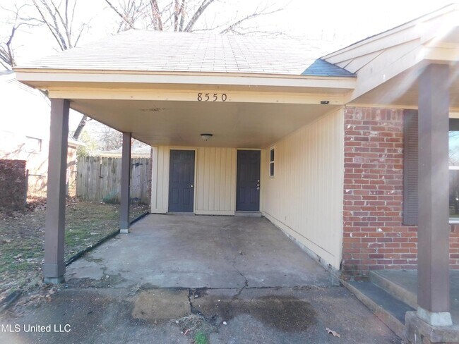 Foto del edificio - 8550 Darlington Cove