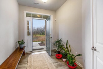 Building Photo - 2765 Ashcombe Dr.