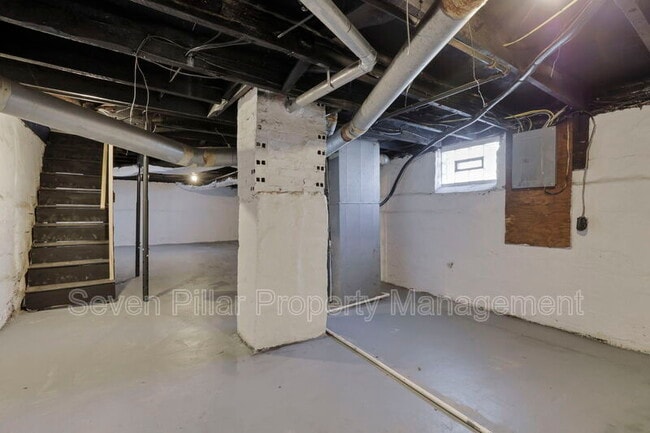 Foto del edificio - 1546 Granville St