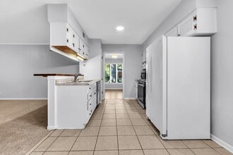 Building Photo - 1130 Wheaton St