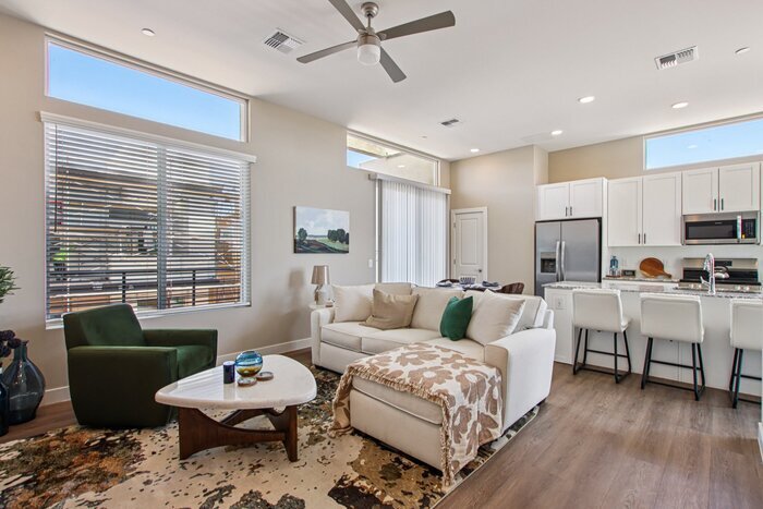 Primary Photo - Recker Ranch