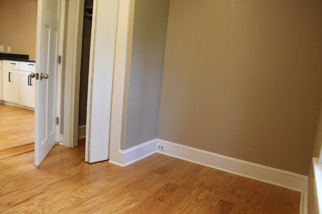 Foto del edificio - 3 bedroom 2 bathroom home