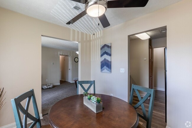 Building Photo - 4391 Appian Way E