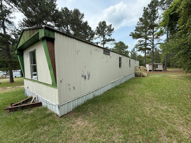 Building Photo - 3 Bedroom Home for Rent