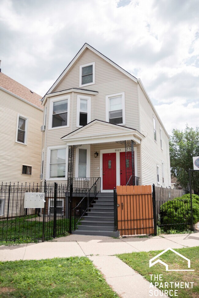 Building Photo - 2937 N Kimball Ave