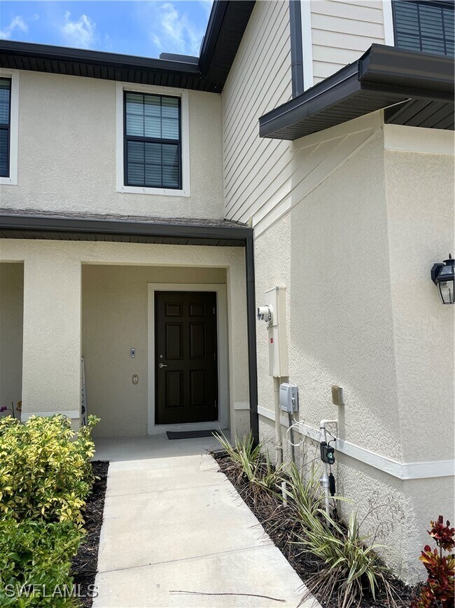 Foto del edificio - 14195 Oviedo Pl