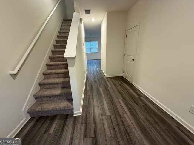 Foto del edificio - 35300 Condor Ct