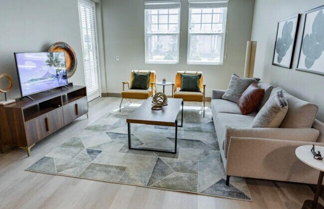 Foto del edificio - 920 Bayswater Ave