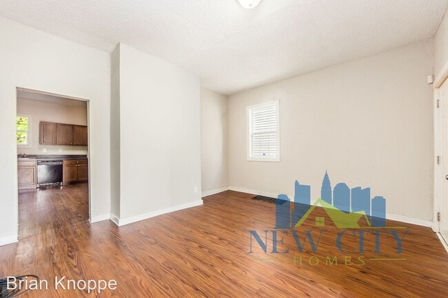 Building Photo - 3 br, 1.5 bath House - 125 Avondale Ave