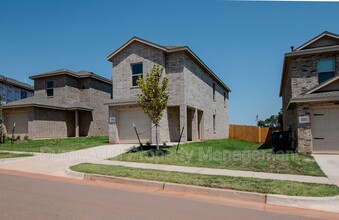 Building Photo - 3233 NW 149th St