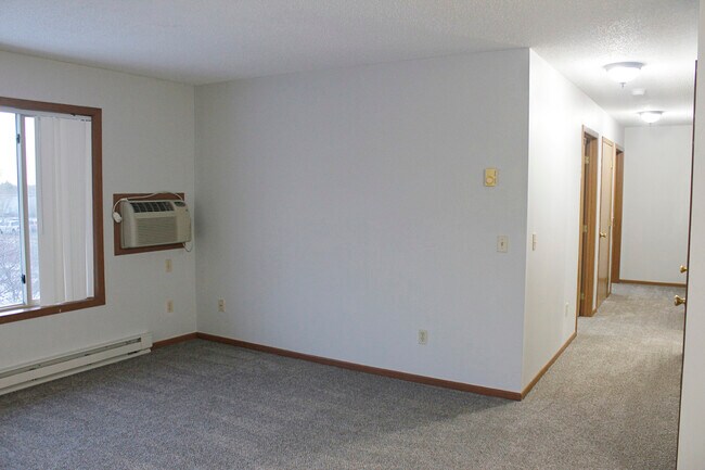 Living Room/ Hallway - 1025 Southland Ln