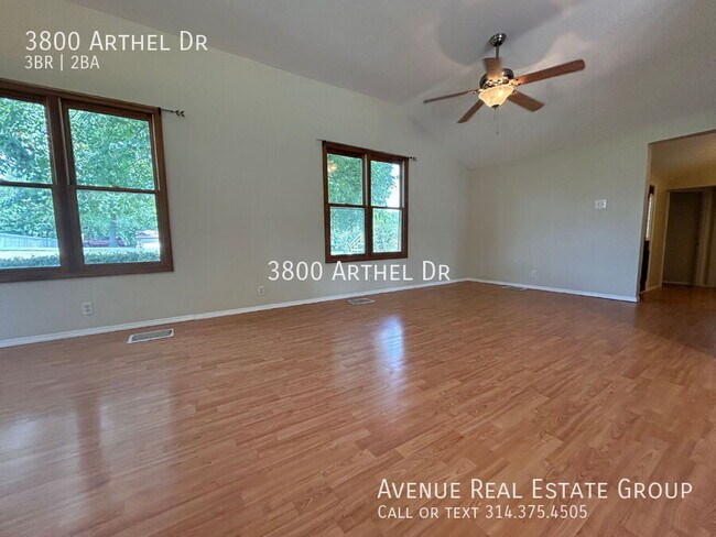 Foto del edificio - 3800 Arthel Dr