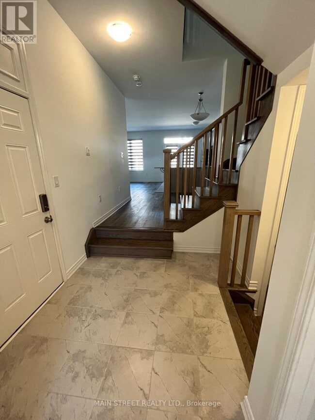 Photo du bâtiment - 1633 Thames Circle