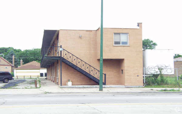 Foto principal - 8124 S Western Ave. Chicago IL