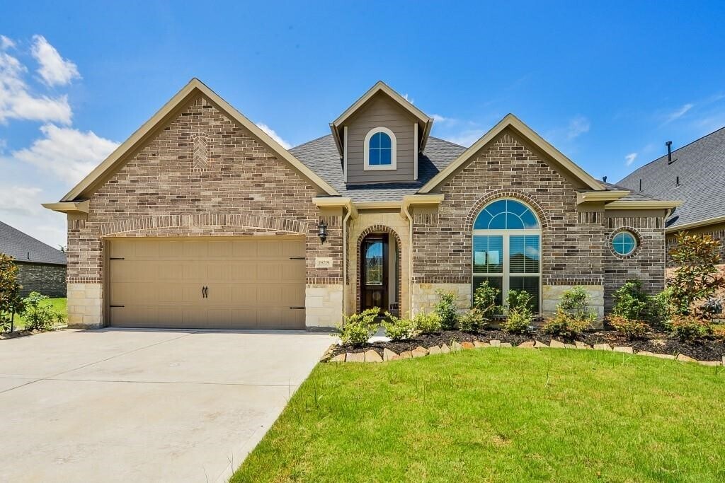 Foto principal - 18719 Fairmont Springs Ct