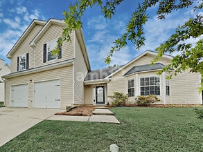 Building Photo - 716 Fletcher Dr
