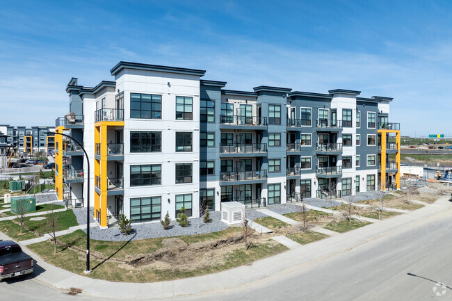Building Photo - The Circle