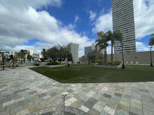Foto del edificio - IOLANI COURT PLAZA 1/1/1 sec, central A/C,...