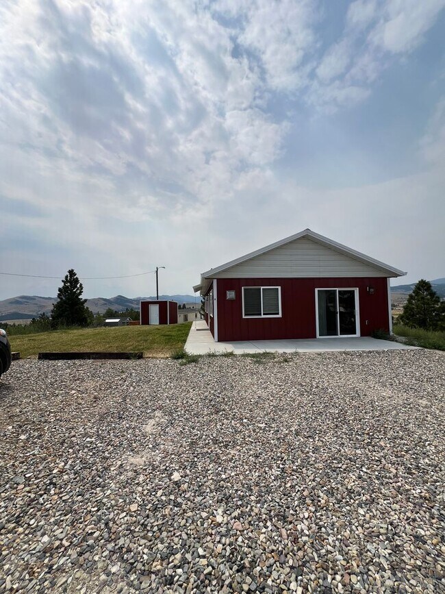 Foto del edificio - 5584 Windy Ridge Dr