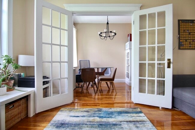 Building Photo - 1 Crawford St